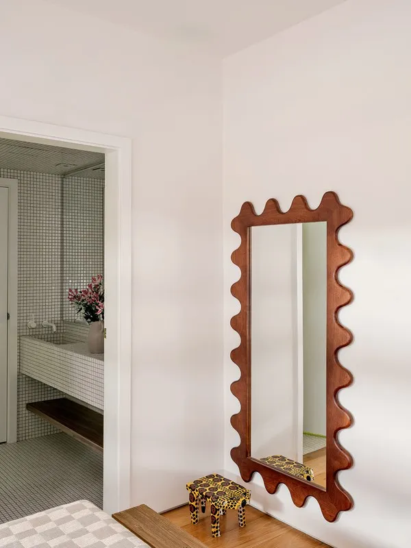 toxic relationship abstract warning sign