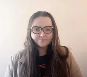 confident woman setting boundaries at work