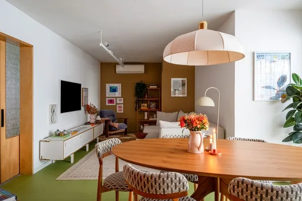 couple talking in the evening warm light living room
