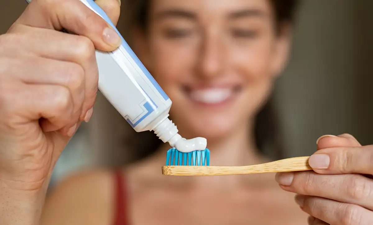 toothpaste cleaning chrome parts