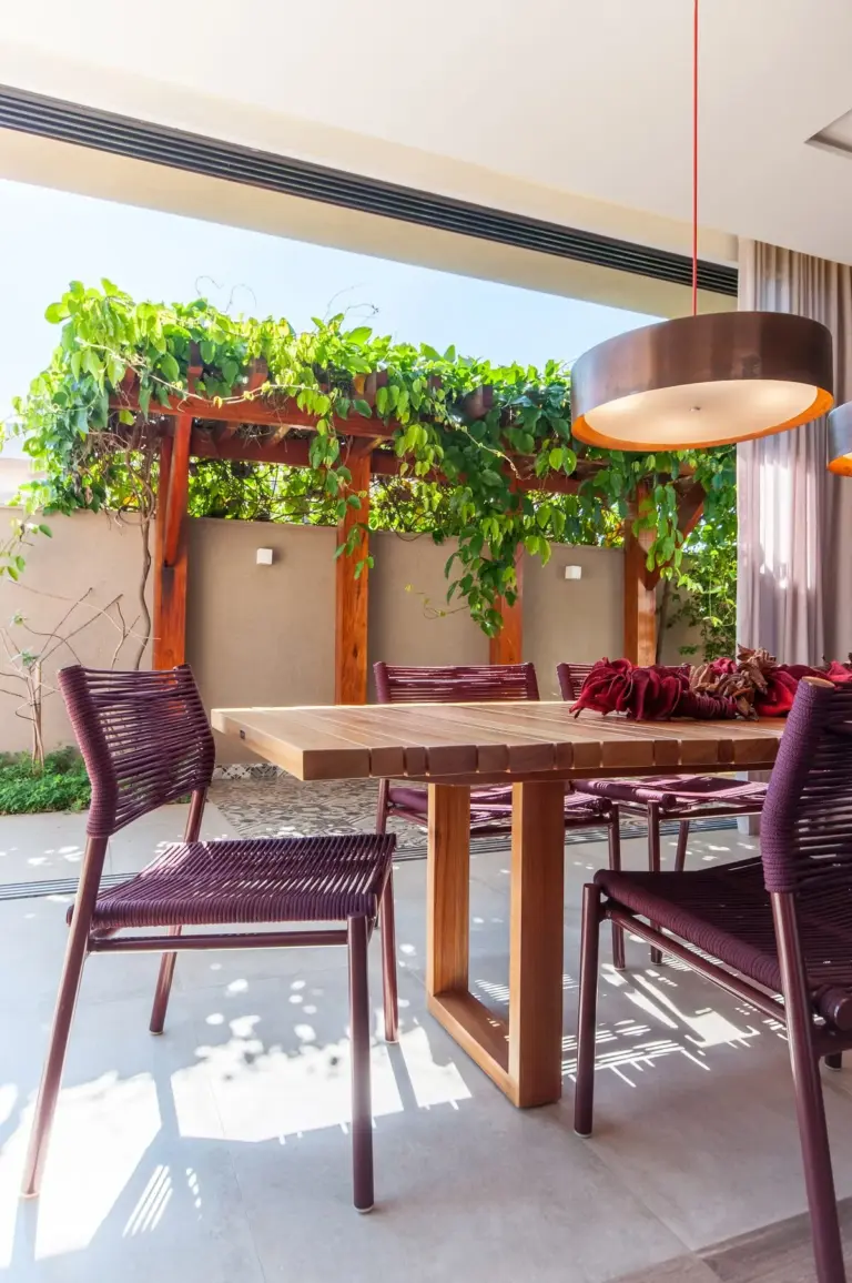 athlete stretching outdoor before workout injury prevention