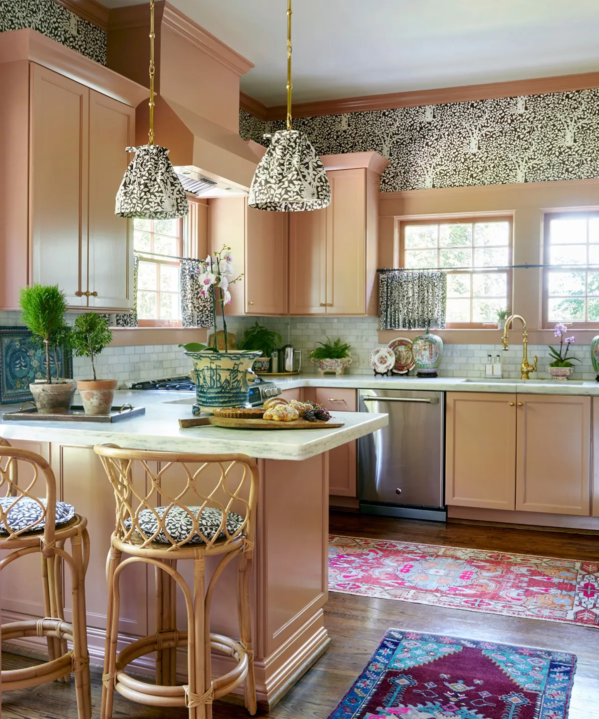 student frustrated books desk motivation