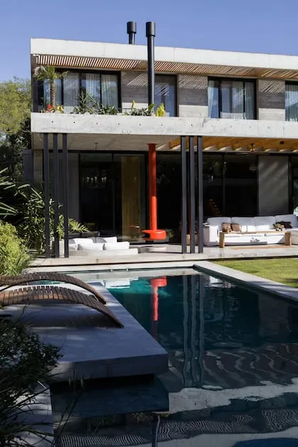 hotel booking stress real life photo