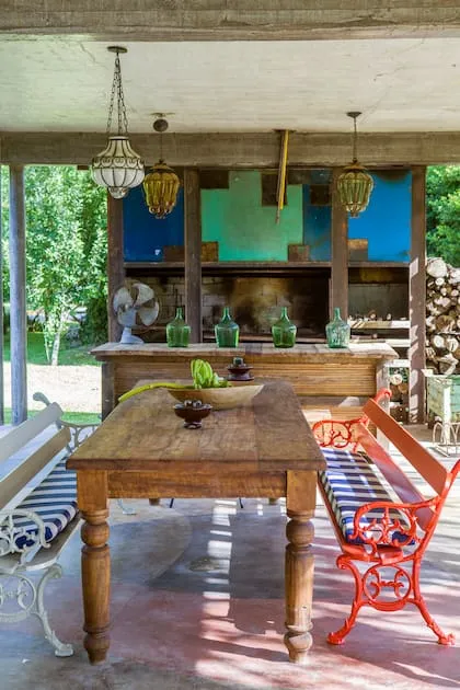 toothpaste diy face scrub close up