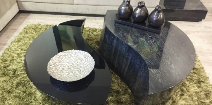 confused recruiter looking at resume