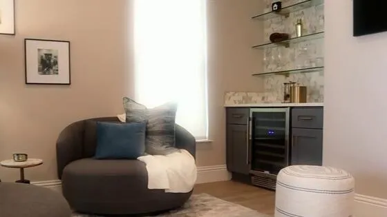 happy couple showing gratitude