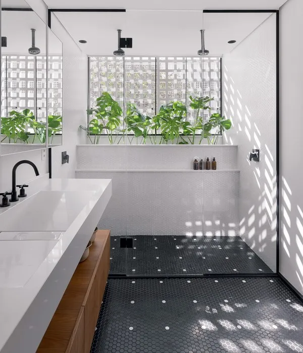 Paar Konflikt Eifersucht Gespräch Wohnung