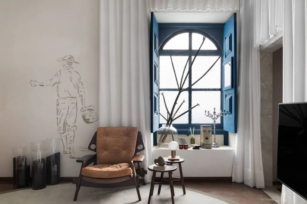 minimalist home decluttering before after