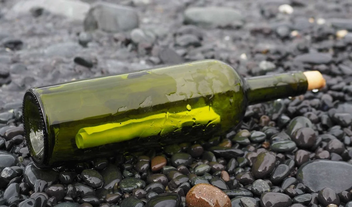 Die Flaschenpost, die 15.000 Kilometer segelte: Was Ihr über diesen Ozean-Irrläufer wissen müsst - image 1