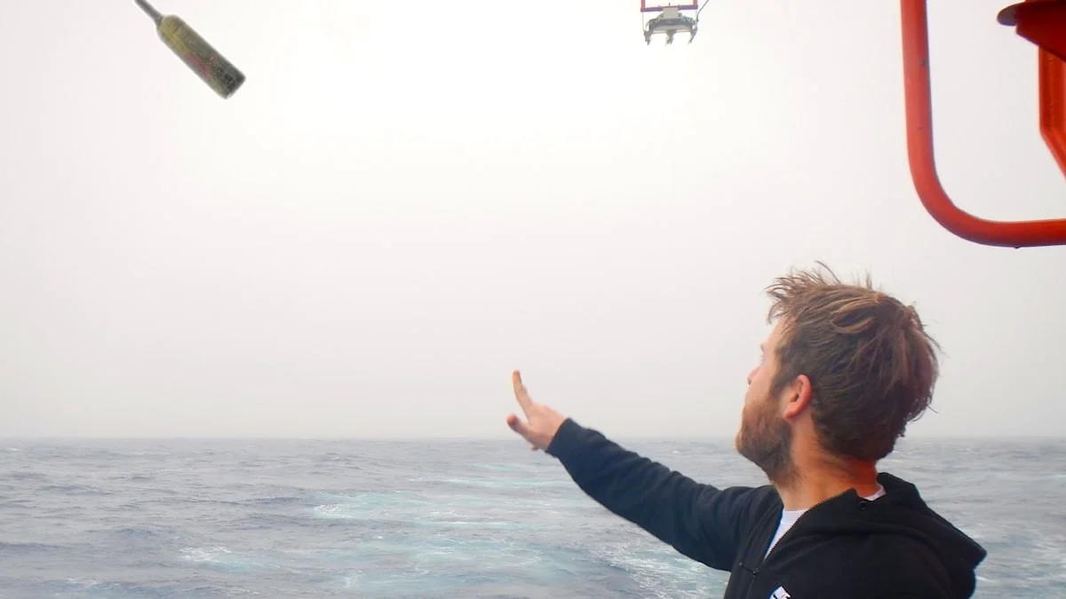 Die Flaschenpost, die 15.000 Kilometer segelte: Was Ihr über diesen Ozean-Irrläufer wissen müsst