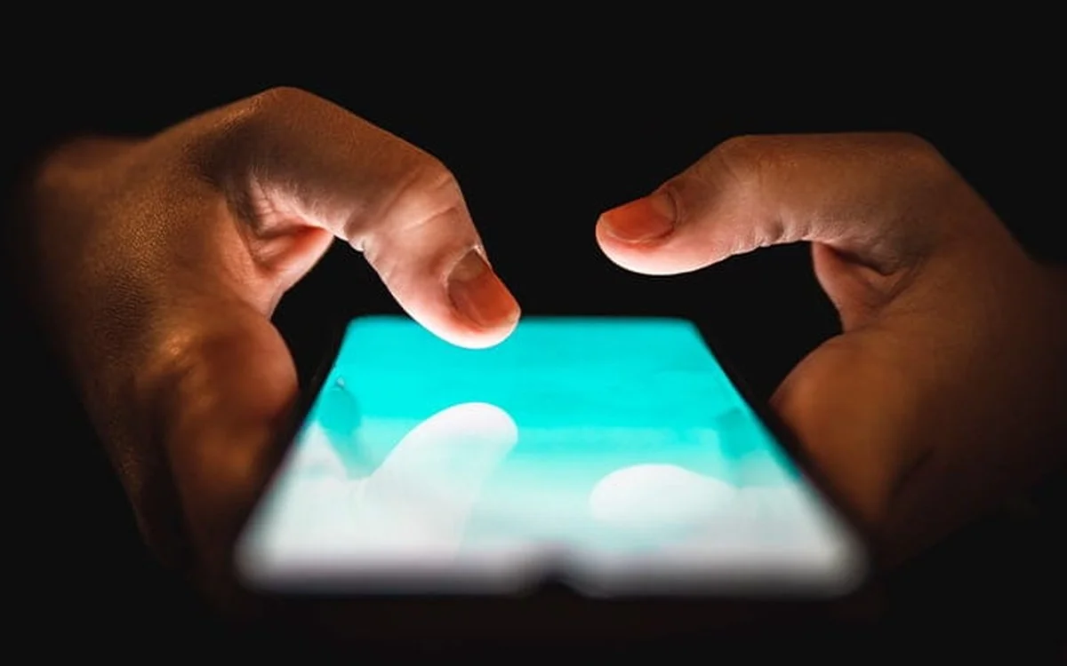 Experten warnen: 72 Stunden im Netz töten langsam diesen einen Skill in deinem Gehirn - image 2