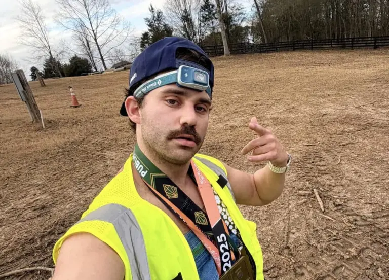 Hör auf, im Park zu schwitzen: Dieser Typ joggt 5 km auf deinem Kühlschrank