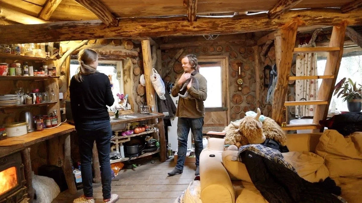 Warum dieses Paar seit 10 Jahren Strom aus dem Netz meidet – und was Sie sofort abschalten sollten - image 1