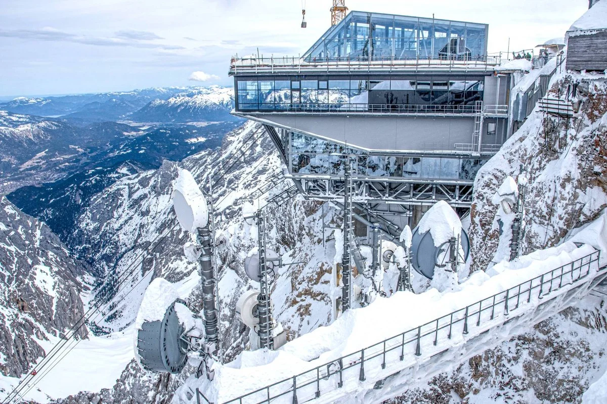 Bergsee friert alles ein: Warum dieser Ort offiziell NICHT Deutschlands kältester Punkt ist - image 1