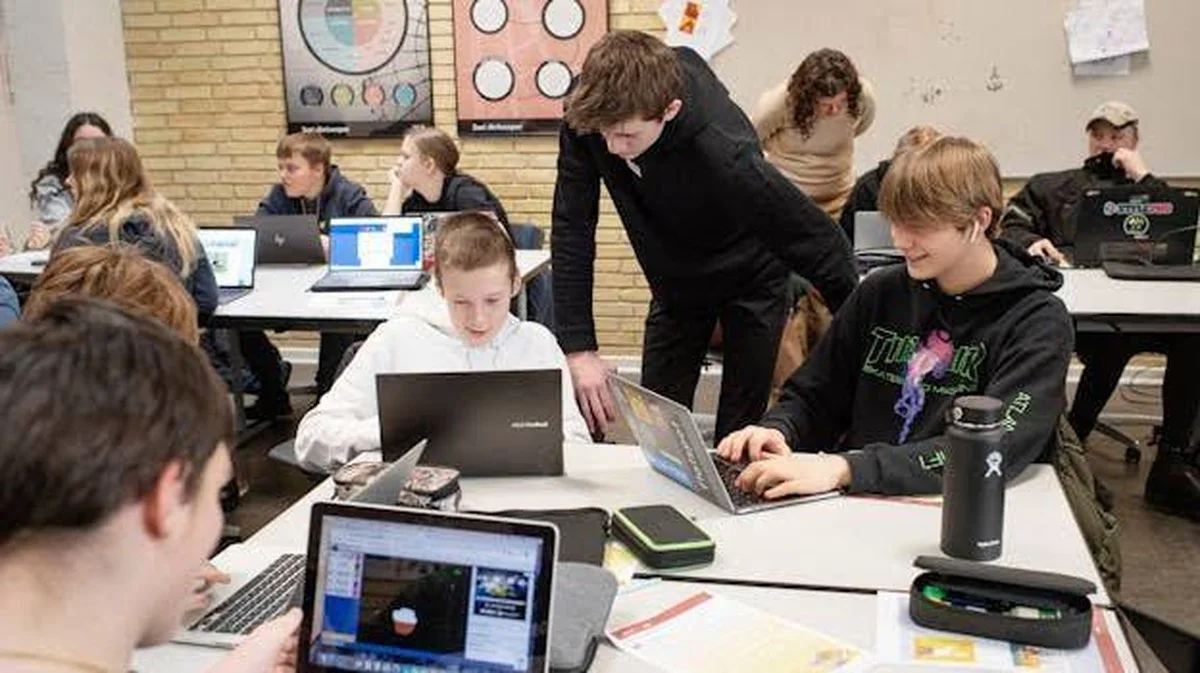 Experten warnen: Schulen experimentieren ohne Plan mit deinen Kindern