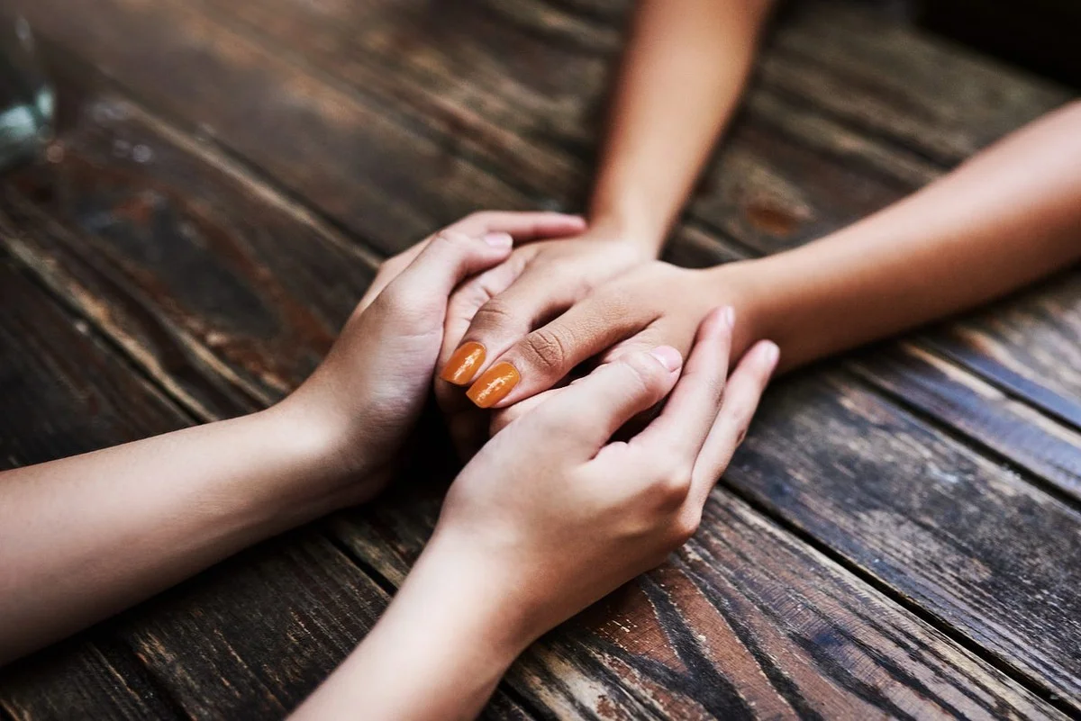 Hör auf anzurufen: Warum deine „perfekte“ Freundschaft dich innerlich auslaugt - image 2