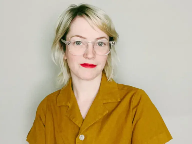 Stopp! Diese unsichtbare Beziehungsarbeit macht Sie arm (und Ihren Partner reich).