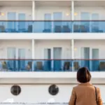 Warum Sie alleine auf Kreuzfahrt MÜSSEN (Experten verschweigen diesen Luxus)