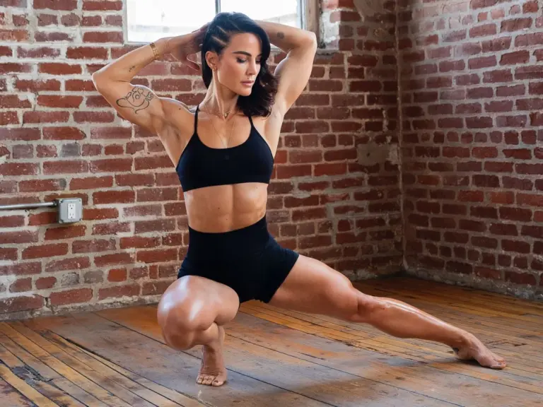 Warum Stars wie Kim Kardashian Ihnen das verschweigen: Dieses "Luxus-Training" dauert nur 5 Minuten