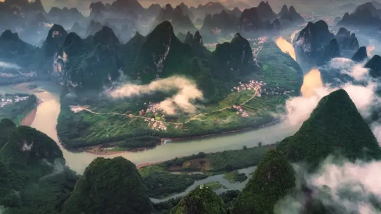 China klaut deutsche Dorf-Geheimnisse: Warum das Reich der Mitte jetzt das Handbuch des "Dorfpapstes" braucht