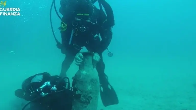 Finanzfahnder fanden dieses Wrack – aber die Ladung ist der wahre Schock