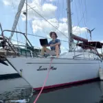 Sein 9-to-5-Job fordert diesen Preis: Warum der Segelboot-Bürojob ihn um 21 Uhr starten lässt