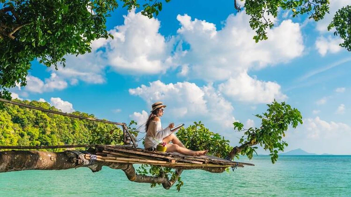 Sein 9-to-5-Job fordert diesen Preis: Warum der Segelboot-Bürojob ihn um 21 Uhr starten lässt - image 1