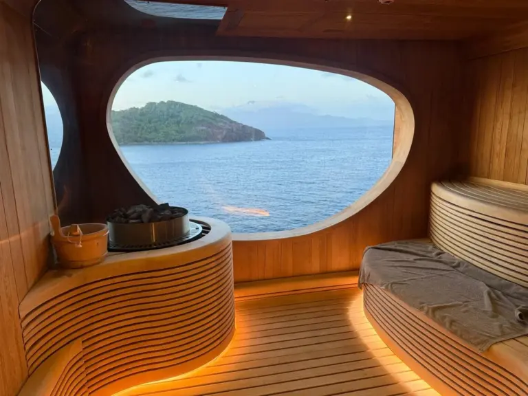 14.000 Euro für die Karibik – doch die Deutschen waren auf diesem Luxus-Schiff plötzlich die Fremden!