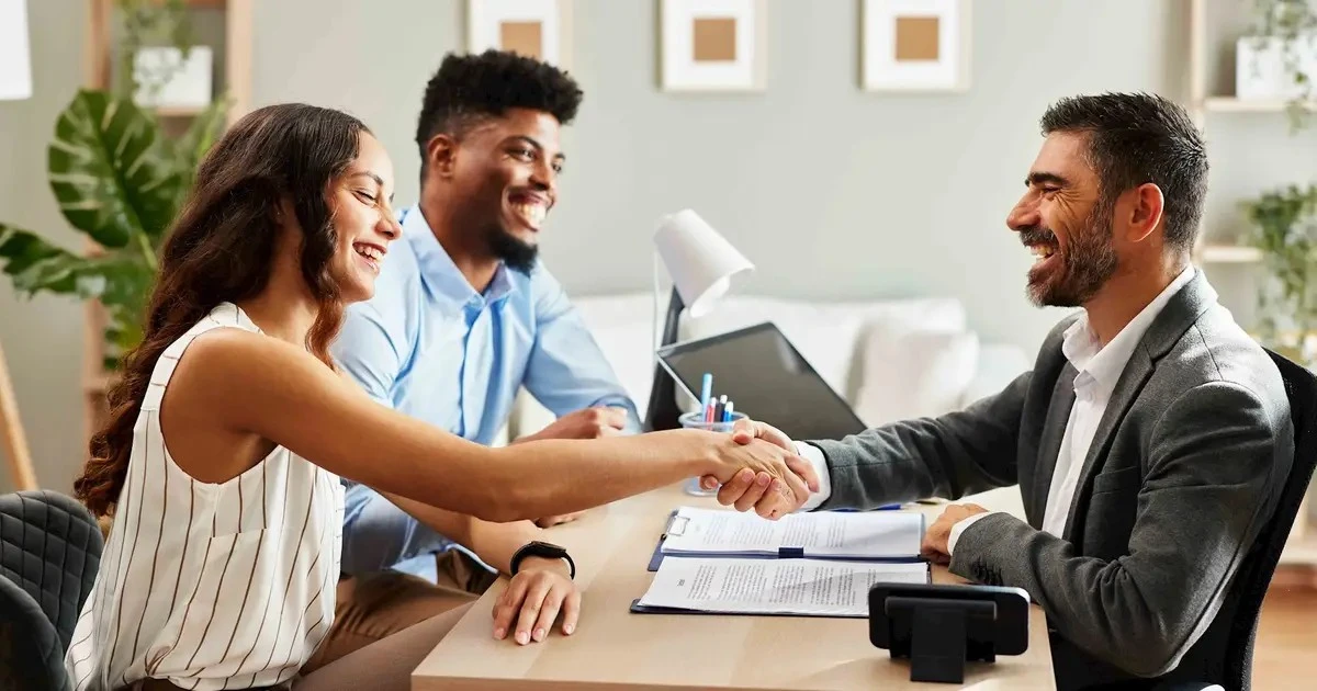 Dating-Apps? Forscher sagt: Genau deshalb verschwendest du deine beste Zeit damit - image 2