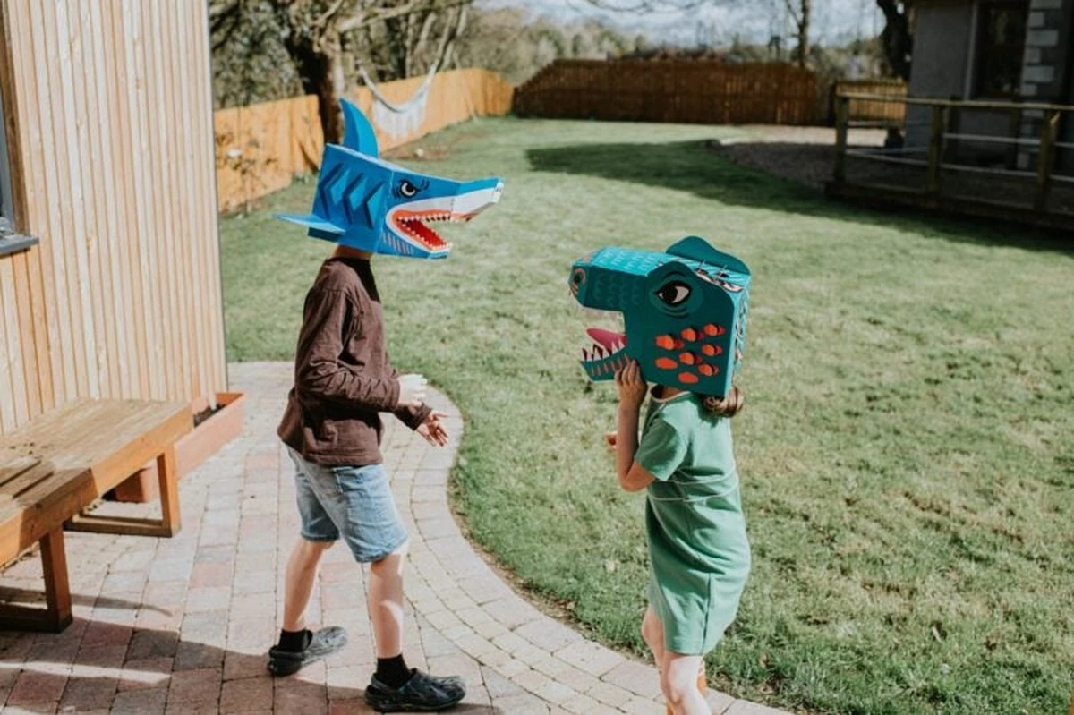 Der schwedische Erziehungsstil scheiterte in LA: Warum Mütter dort 3 Stunden lang bei jedem Playdate sitzen bleiben