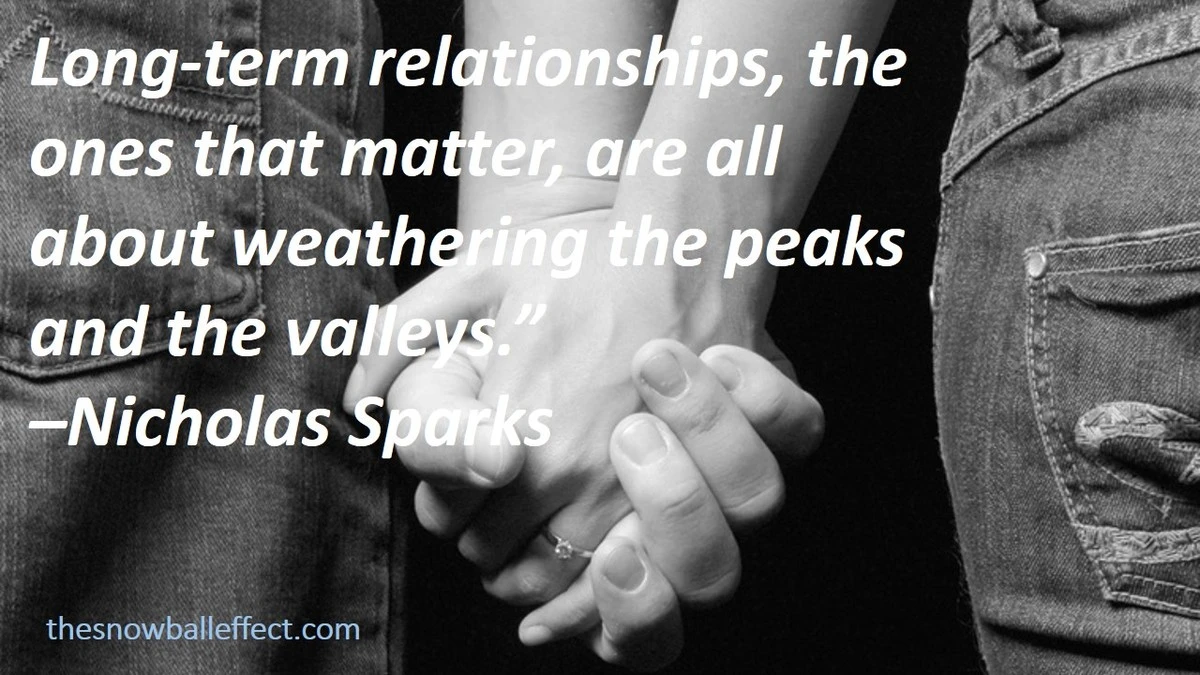 Die Ehe hält seit 50 Jahren – und das ist das eine, was sie jeden Monat tun (es kostet nichts!) - image 2