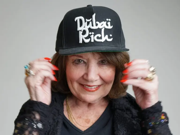 Diese 85-Jährige hat den Ruhestand verbannt – und verdient jetzt 150.000 $ mit diesem einen Skill