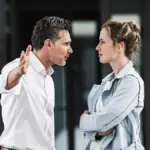 Warum dein Chef dich hasst, wenn du im Meeting weinst – der ungeschminkte Job-Code