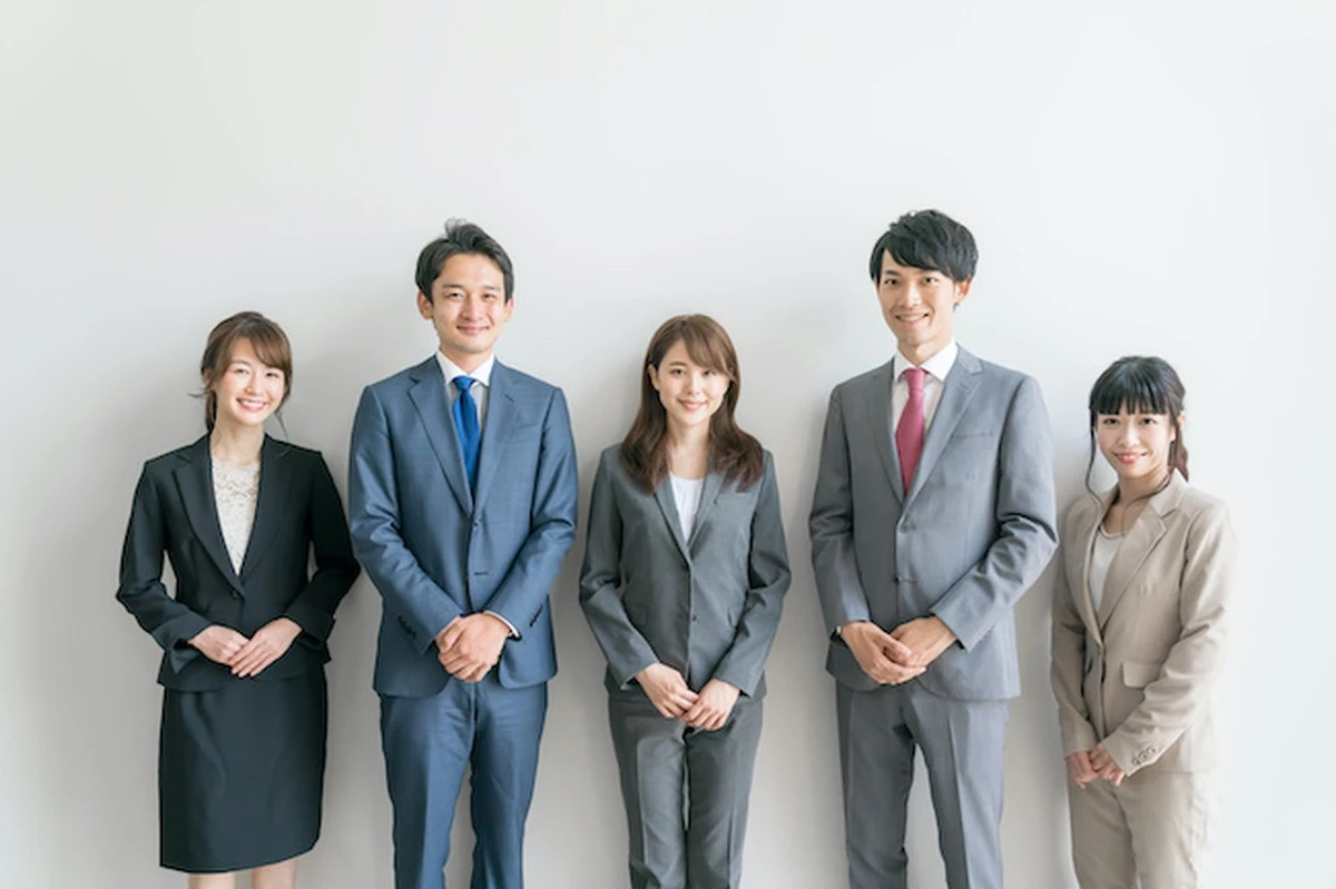 Die Japan-Regel: Wegen dieser einen Hose können Sie in Tokio Ihren Job verlieren - image 1