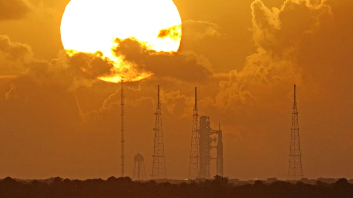 Dieser Treibstoff-Albtraum: 2,6 Millionen Liter kryogener Wahnsinn für den Mondflug