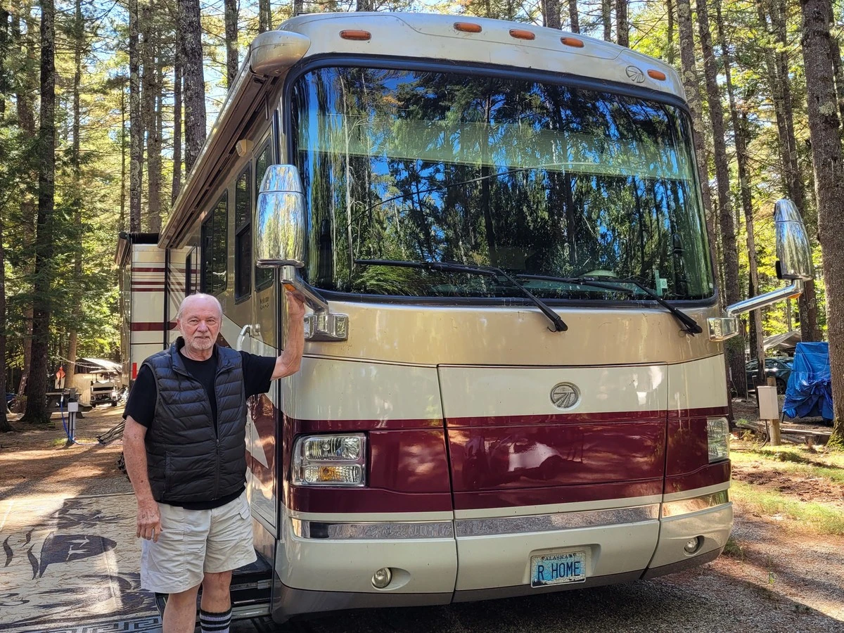 Haus zu groß, Schlüssel weg: Warum diese 81-Jährige freiwillig ins Wohnmobil zu ihrer Tochter zog - image 2