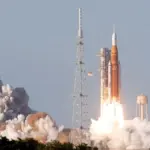 Sie sind unterwegs zum Mond – aber die Astronauten schliefen zuerst und kämpften mit der Bord-Toilette